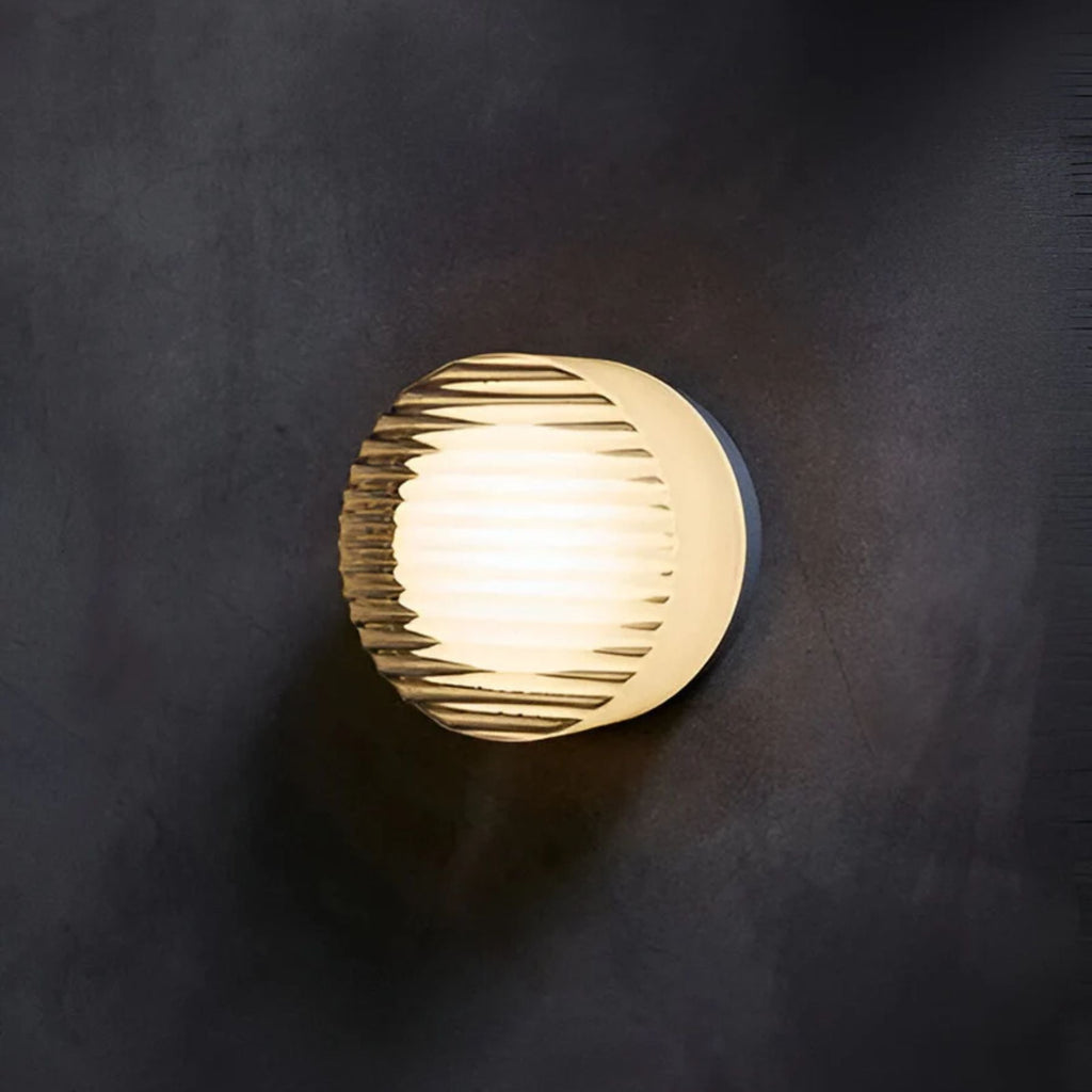 Modern indoor LED wall lamp IP54