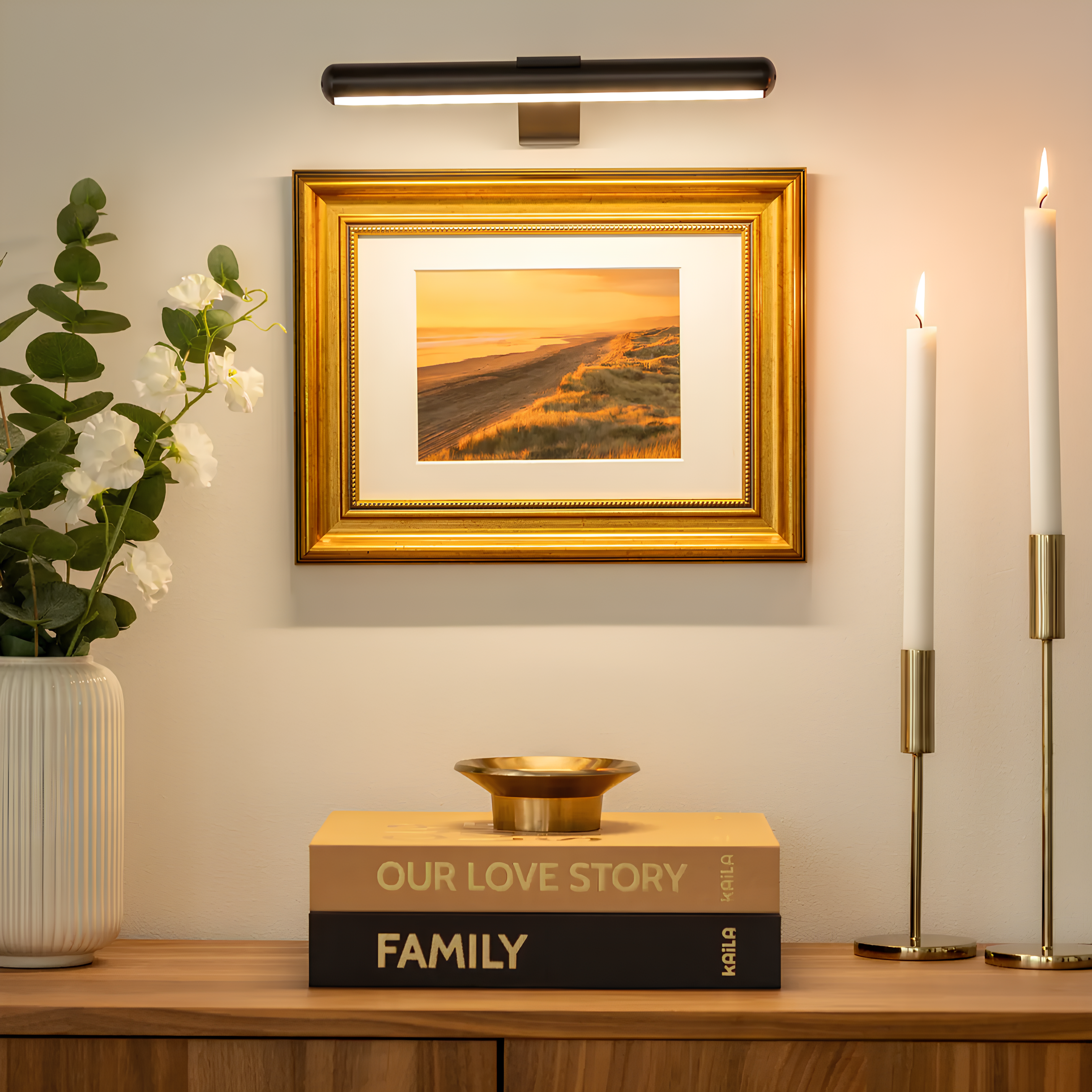 Wireless adjustable LED wall lamp for pictures