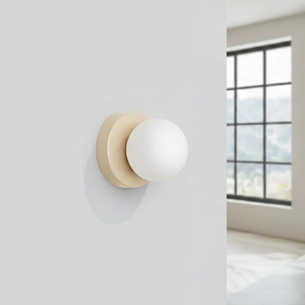 Lampa ścienna nowoczesna kulista minimalistyczna