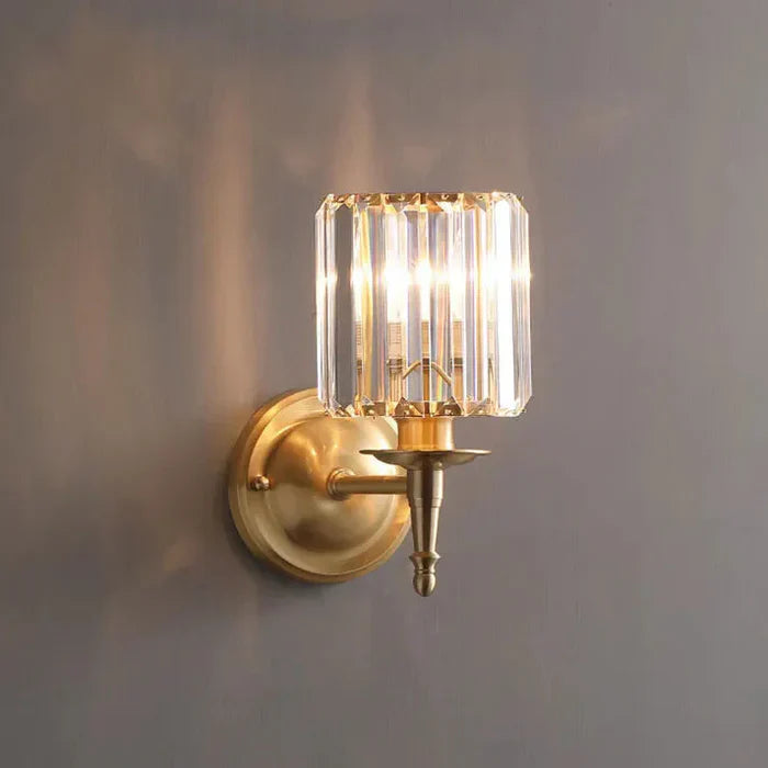 Lampa ścienna złota kryształowa elegancka