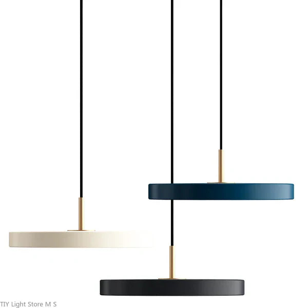 Lampa wisząca minimalistyczny styl unoszący się