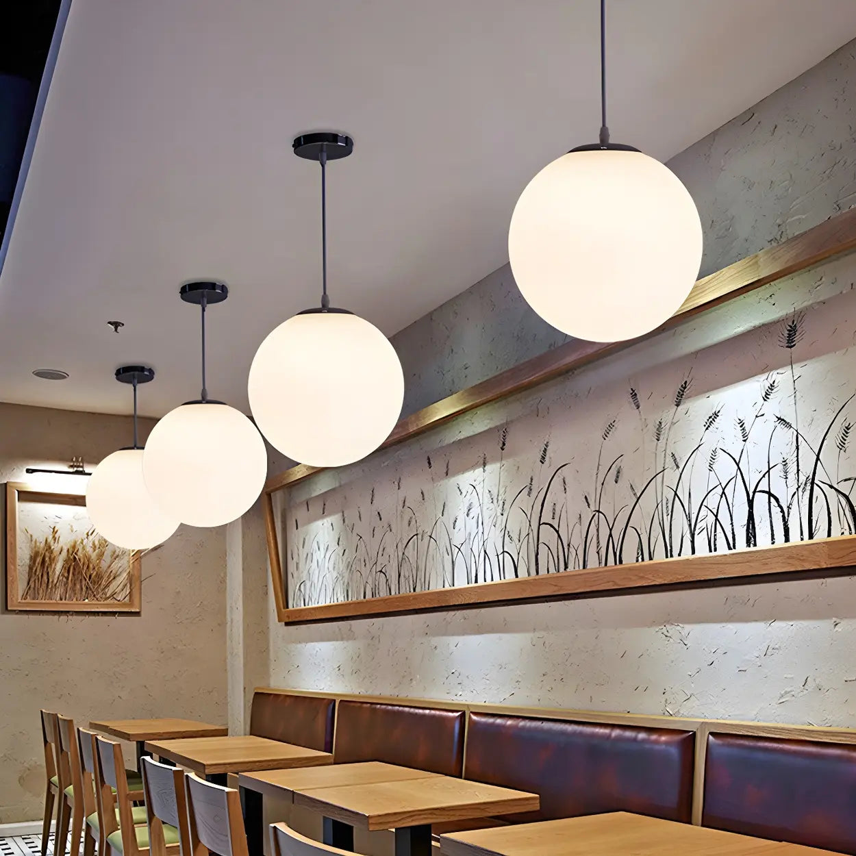 Lampa wisząca nowoczesna biała kulista minimalistyczna