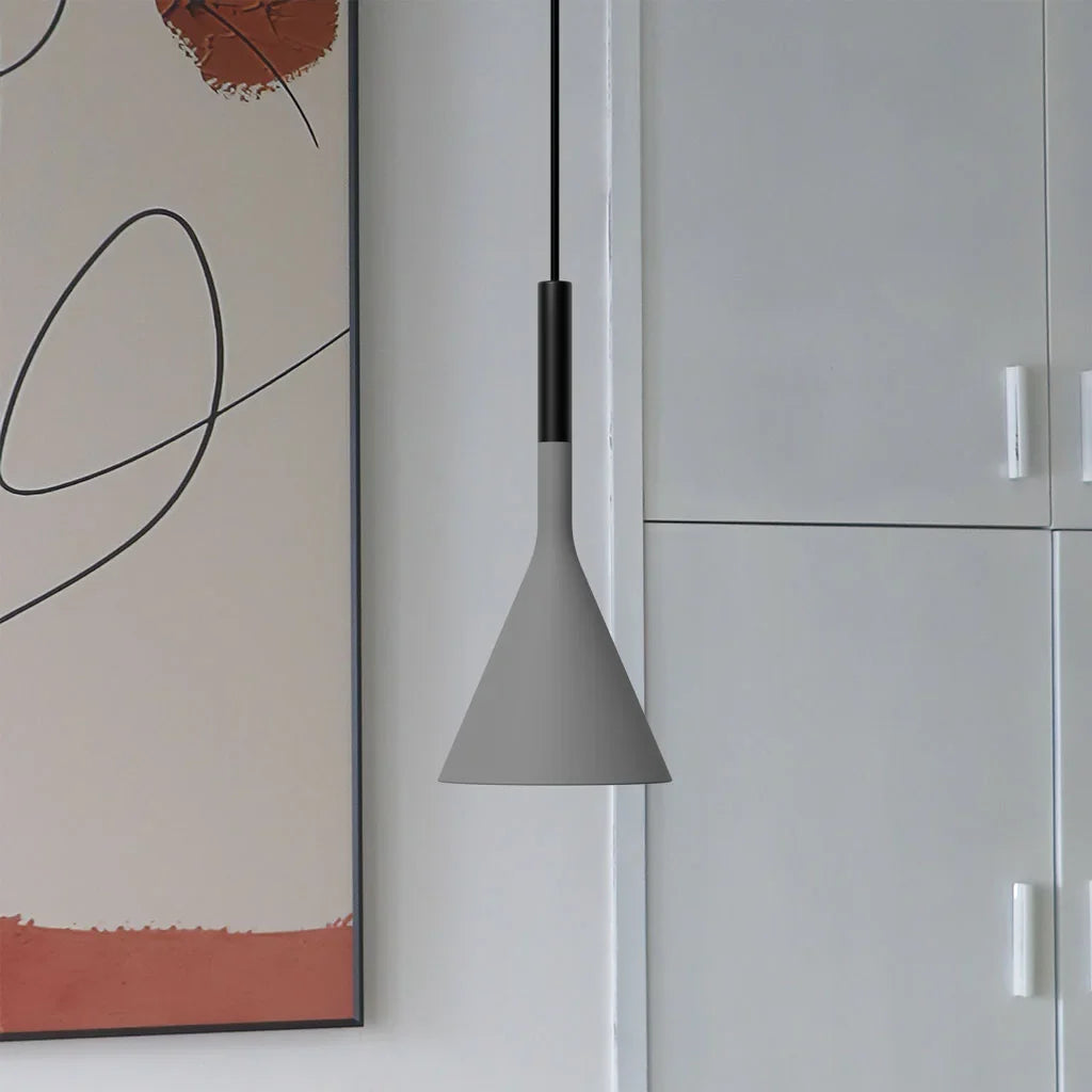 Lampa wisząca nowoczesna stożkowa minimalistyczna