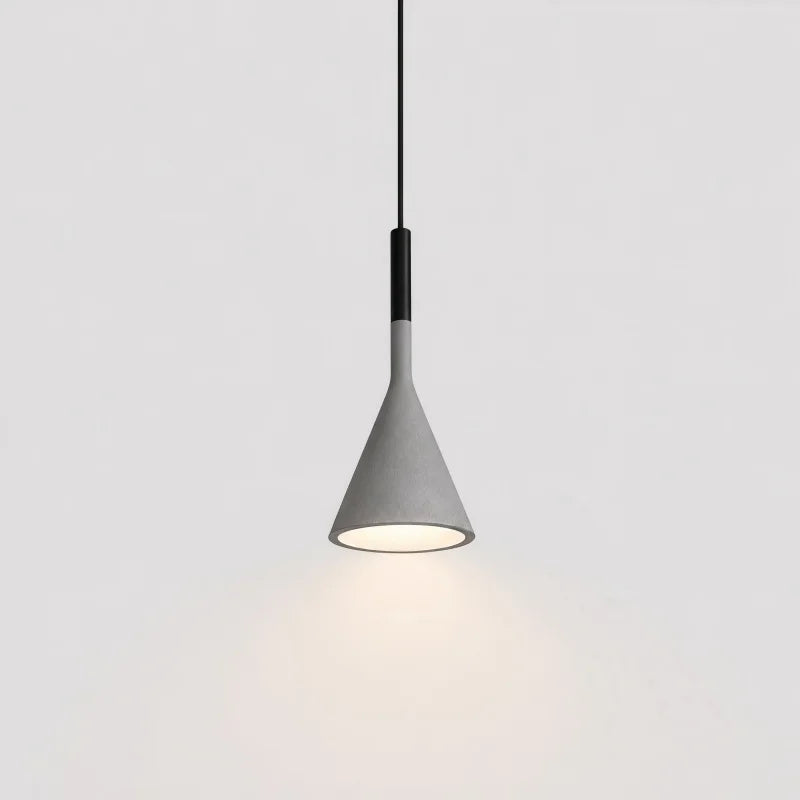 Lampa wisząca nowoczesna stożkowa minimalistyczna