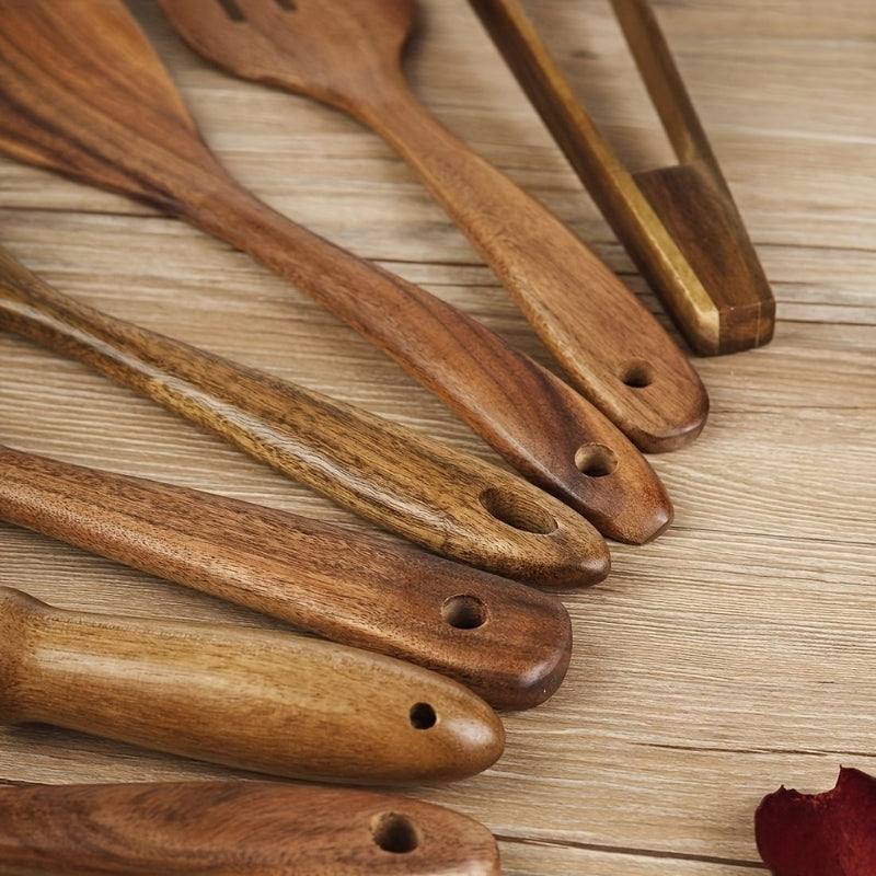 Wooden cooking utensils set