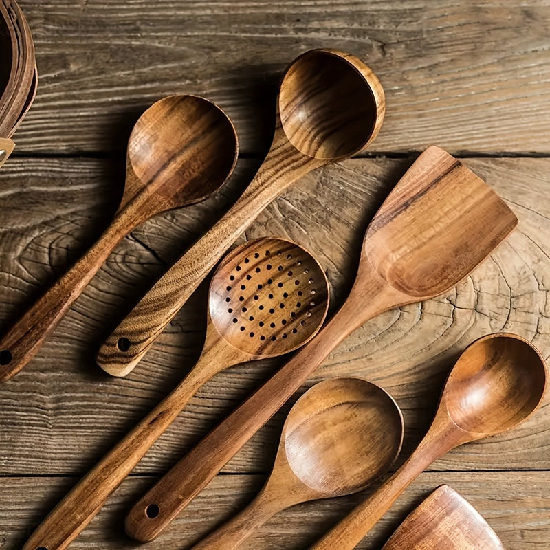 Set of wooden kitchen utensils
