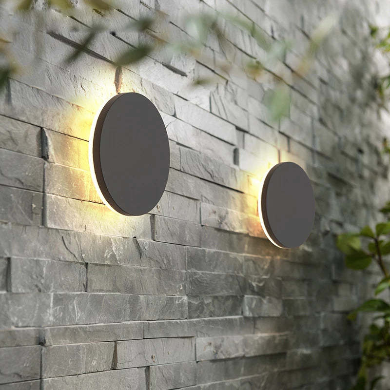 Zewnętrzna lampa ścienna LED efekt halo