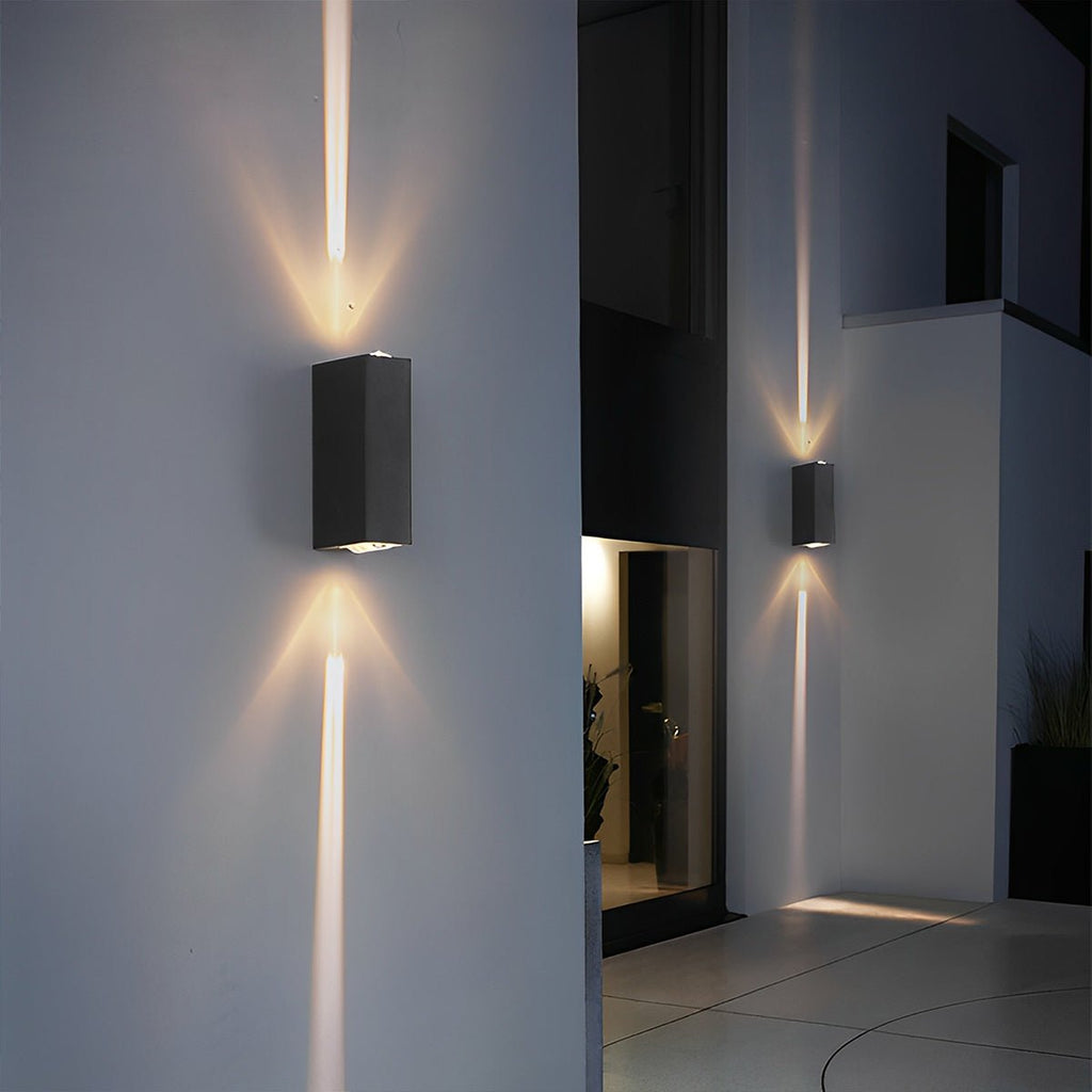 Zewnętrzna lampa ścienna LED góra dół