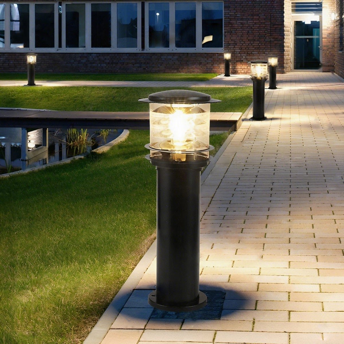Zewnętrzna lampa ogrodowa słupek nowoczesna LED